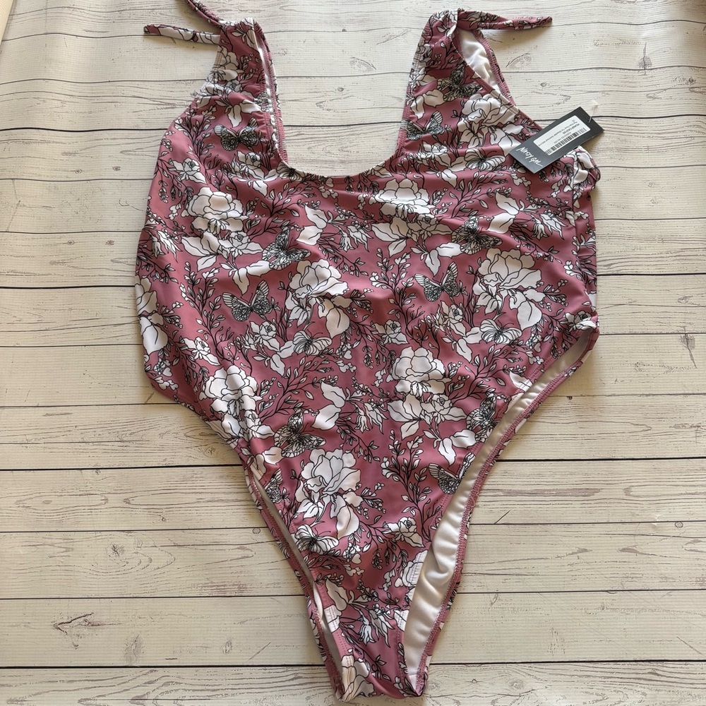 Nasty Gal Swimsuit
